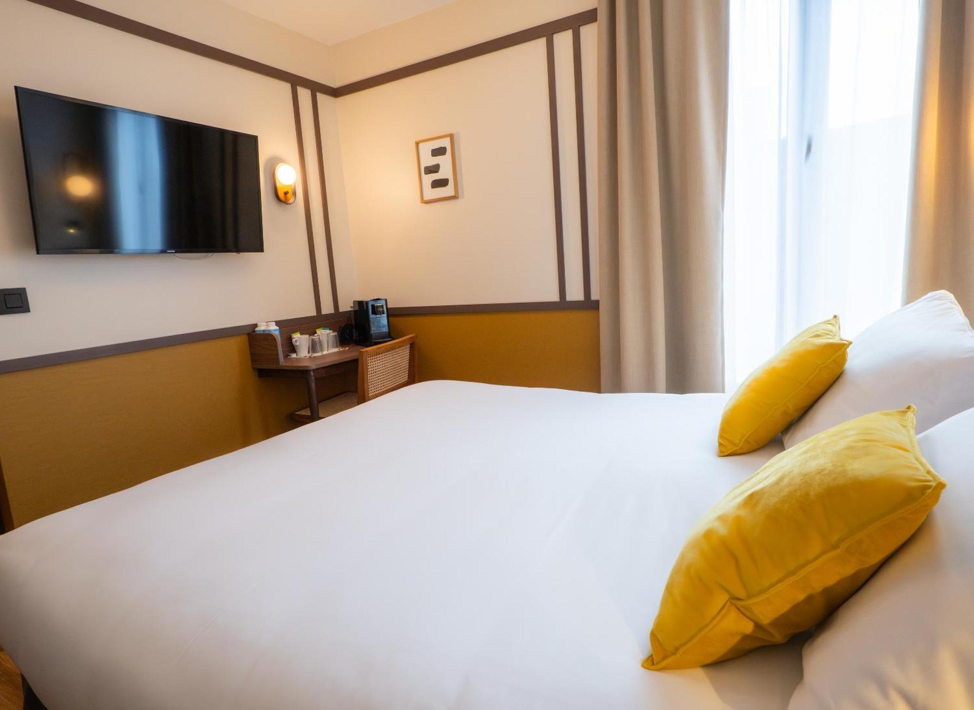 Hotel Au Grand Saint Jean 4*
