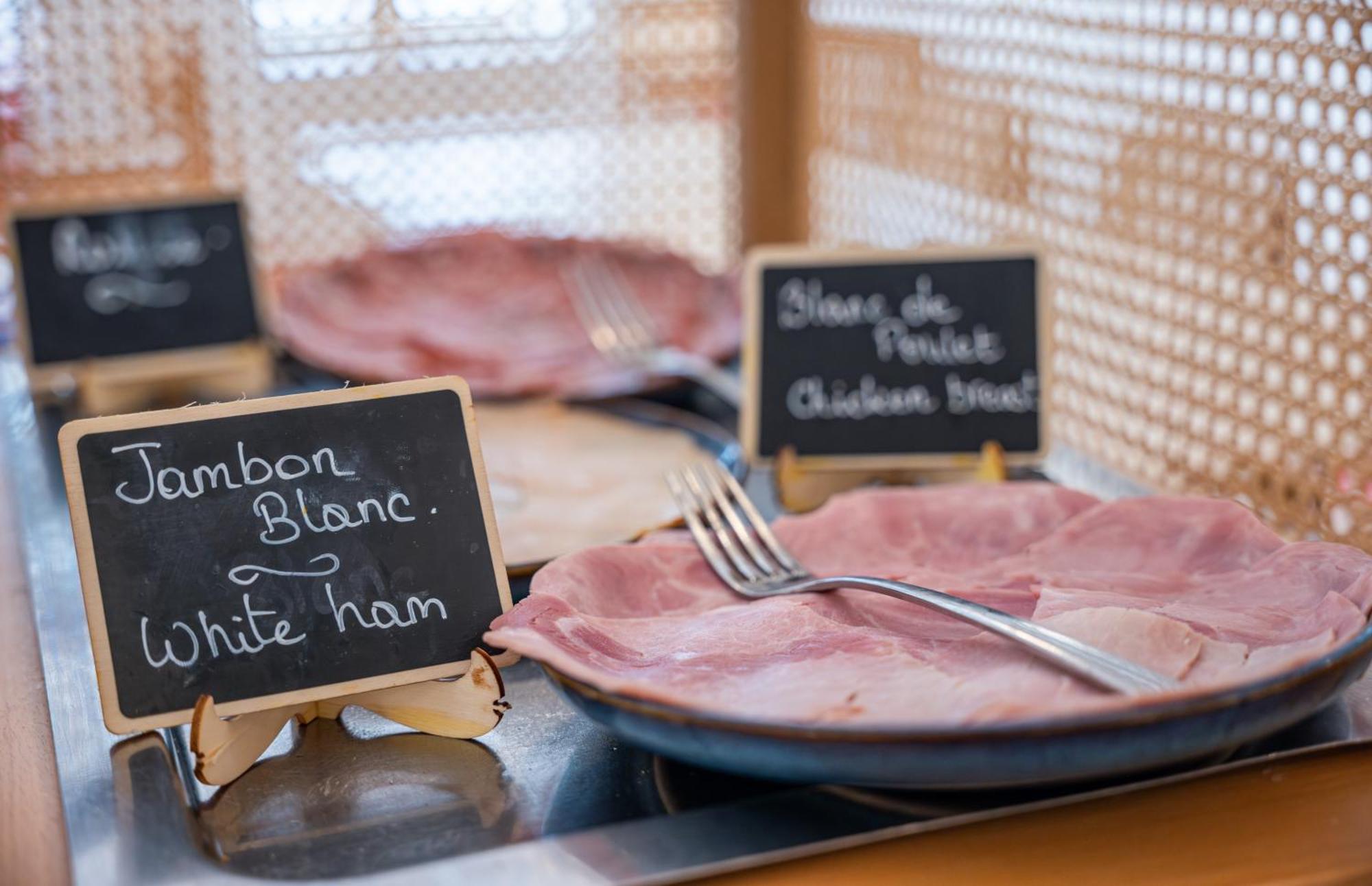 Western Au Grand Saint Jean Hotel 4*