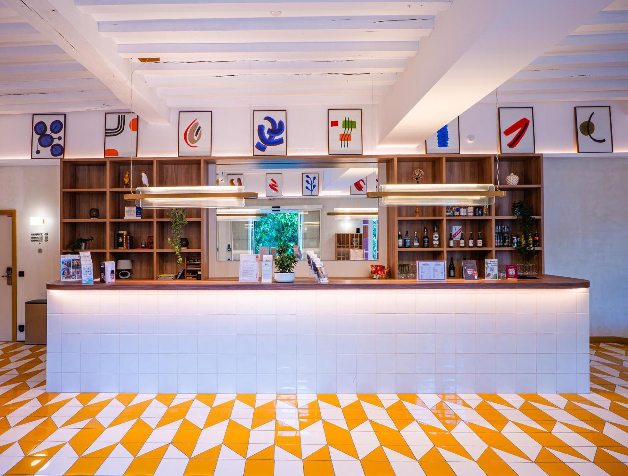 Western Au Grand Saint Jean Hotel 4*